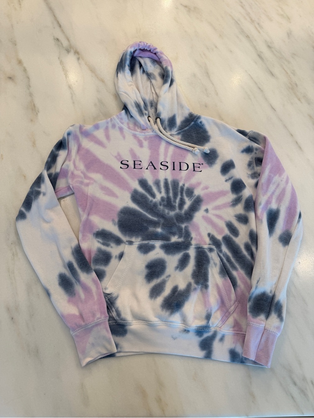 Seaside style 30a women’s small tie dye hooded sweatshirt